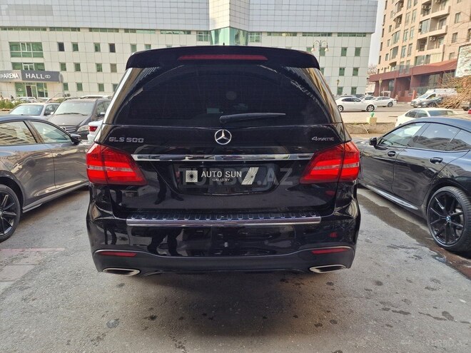 Mercedes GLS 500 4MATIC 2018, 107,000 km - 4.7 l - Bakı