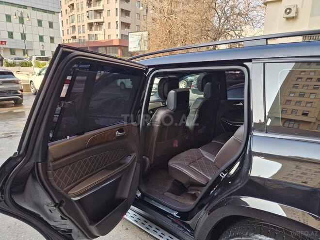 Mercedes GLS 500 4MATIC 2018, 107,000 km - 4.7 l - Bakı