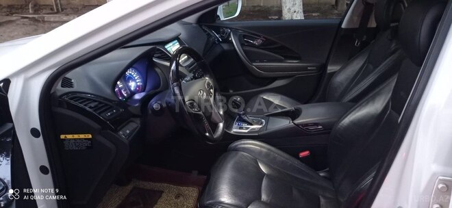 Hyundai Grandeur 2015, 200,000 km - 2.2 л - Bakı