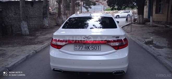 Hyundai Grandeur 2015, 200,000 km - 2.2 л - Bakı