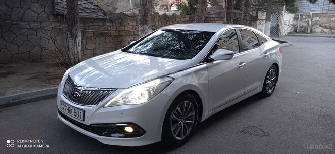 Hyundai Grandeur 2015, 200,000 km - 2.2 л - Bakı