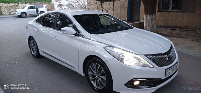 Hyundai Grandeur 2015, 200,000 km - 2.2 л - Bakı