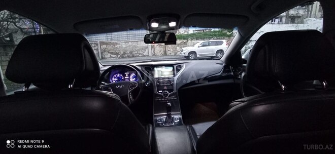 Hyundai Grandeur 2015, 200,000 km - 2.2 л - Bakı