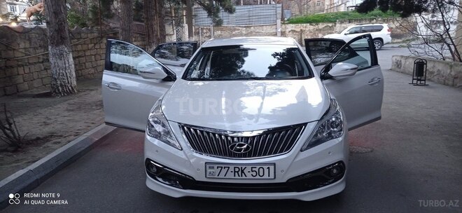 Hyundai Grandeur 2015, 200,000 km - 2.2 л - Bakı