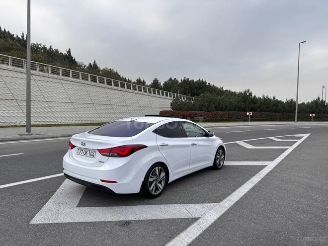 Hyundai Elantra 2015, 150,000 km - 1.8 l - Bakı