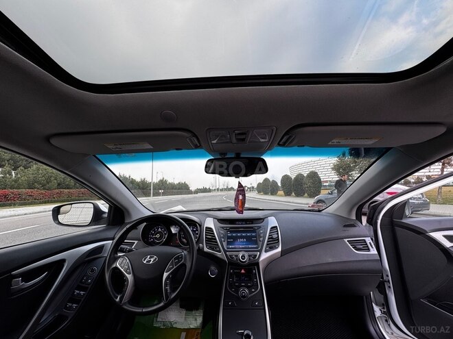 Hyundai Elantra 2015, 150,000 km - 1.8 l - Bakı
