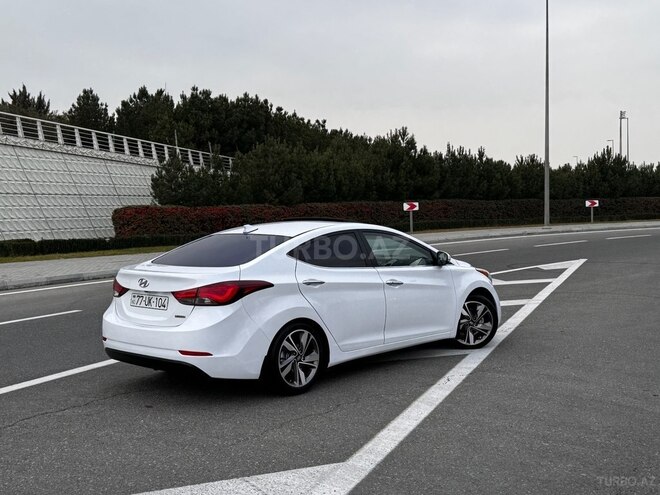 Hyundai Elantra 2015, 150,000 km - 1.8 l - Bakı