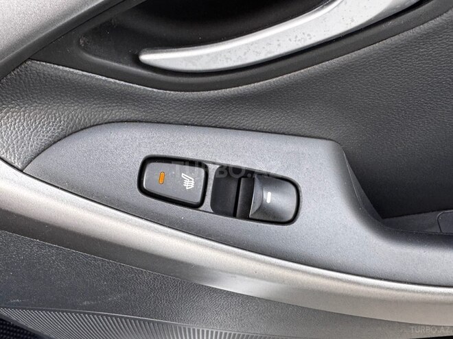 Hyundai Elantra 2015, 150,000 km - 1.8 l - Bakı