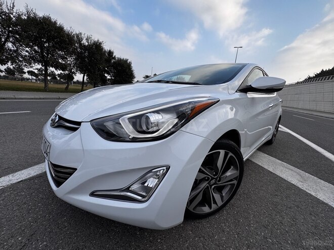 Hyundai Elantra 2015, 150,000 km - 1.8 l - Bakı