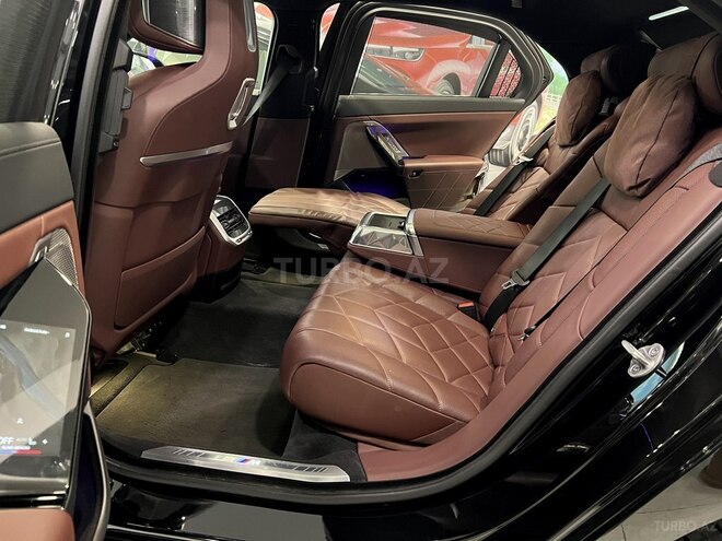 BMW 740-20