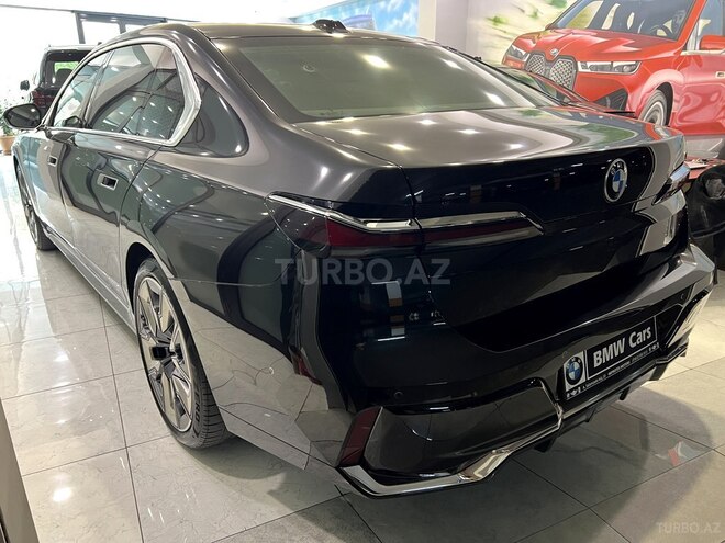 BMW 740-7