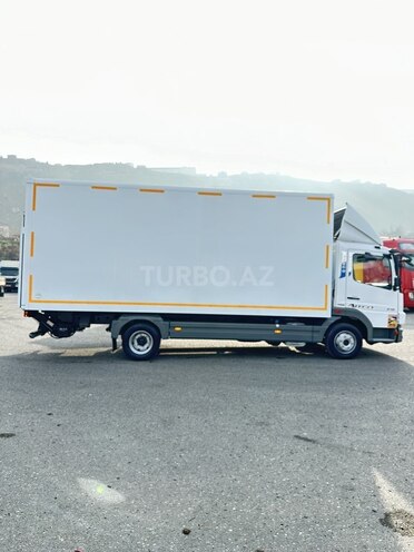 Mercedes Atego 818 2010, 312,000 km - 4.3 л - Bakı