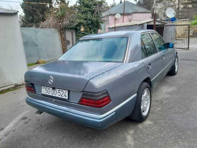 Mercedes E 220 d 1991, 490,000 km - 2.2 l - Bakı