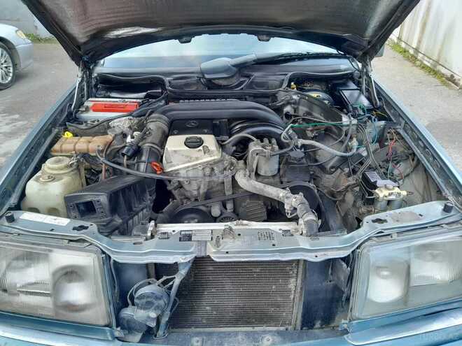 Mercedes E 220 d 1991, 490,000 km - 2.2 l - Bakı