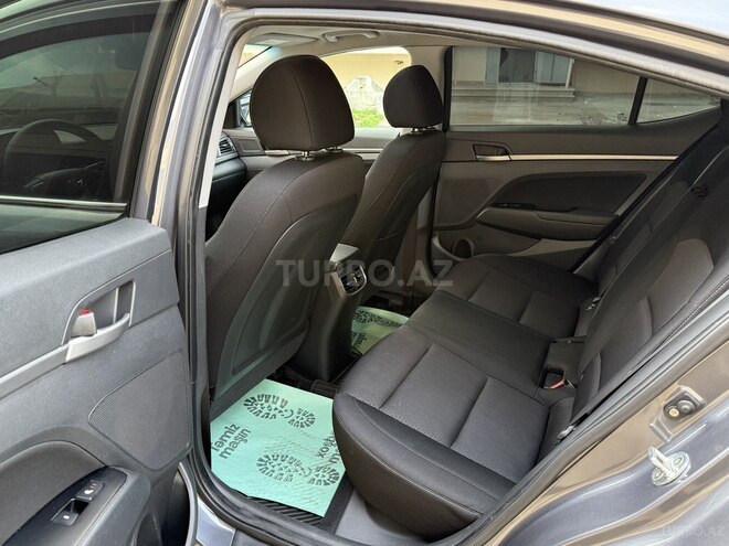 Hyundai Elantra 2017, 128,000 km - 2.0 l - Bakı