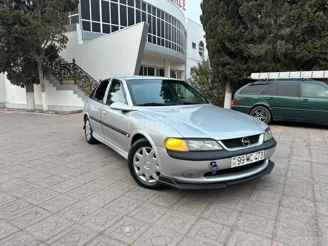 Opel Vectra 1996, 230,000 km - 2.0 l - Sumqayıt