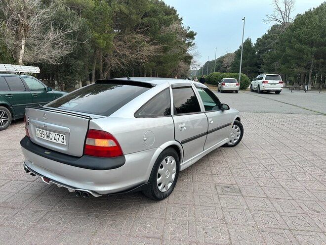 Opel Vectra 1996, 230,000 km - 2.0 l - Sumqayıt