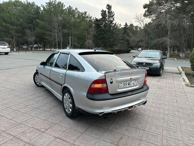 Opel Vectra 1996, 230,000 km - 2.0 l - Sumqayıt