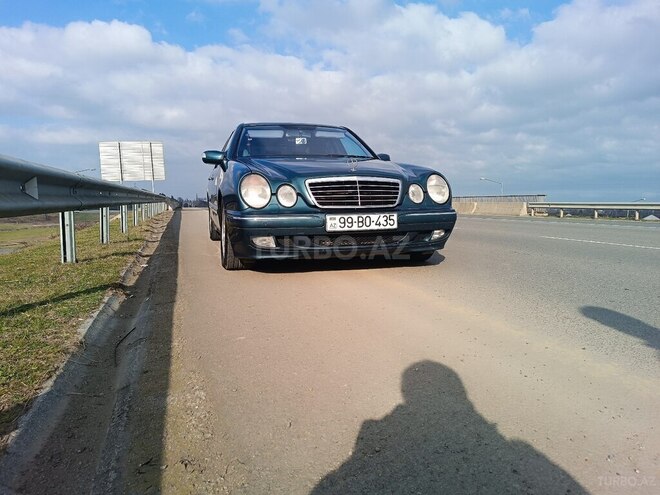 Mercedes E 220 d 1999, 283,000 km - 2.2 l - Bakı