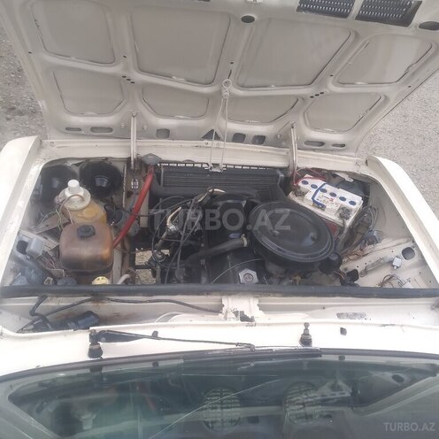 LADA (VAZ) 2106 1989, 64,800 km - 1.5 l - Salyan