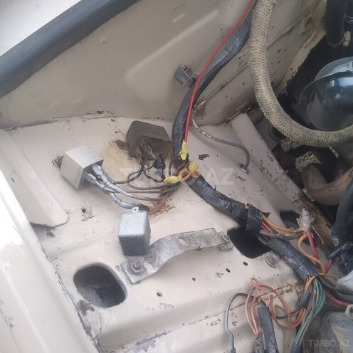 LADA (VAZ) 2106 1989, 64,800 km - 1.5 l - Salyan