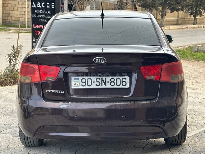 Kia Cerato 2010, 350,000 km - 1.6 l - Salyan