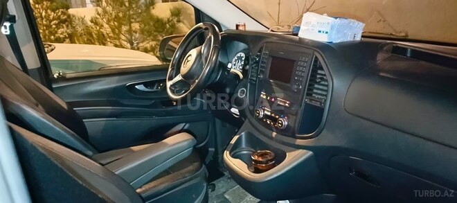 Mercedes  2017, 330,000 km - 2.0 l - Bakı