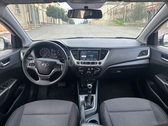 Hyundai Accent 2018, 157,716 km - 1.6 л - Bakı