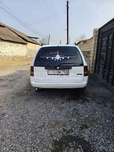 Opel Astra 1994, 250,000 km - 1.7 l - Zaqatala