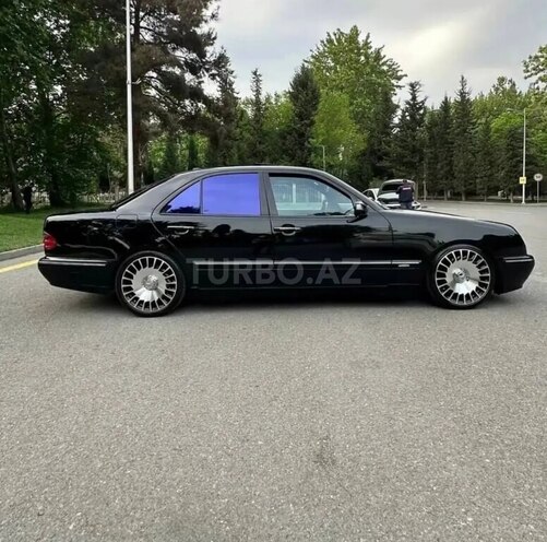 Mercedes E 320 2000, 420,000 km - 3.2 л - Sabirabad