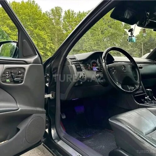 Mercedes E 320 2000, 420,000 km - 3.2 л - Sabirabad