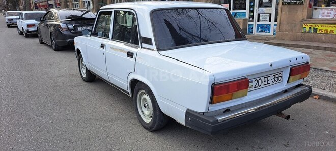 LADA (VAZ) 2105 1997, 153,000 km - 1.5 л - Qazax