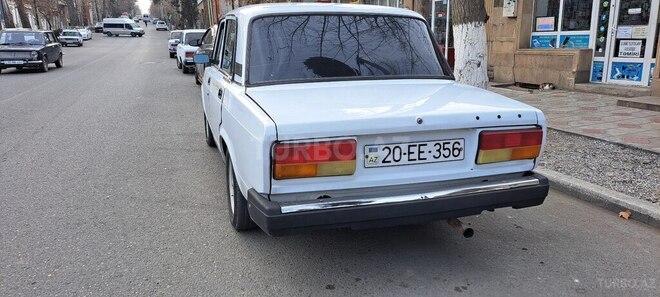 LADA (VAZ) 2105 1997, 153,000 km - 1.5 л - Qazax