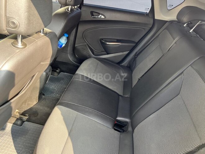 Opel Astra-12