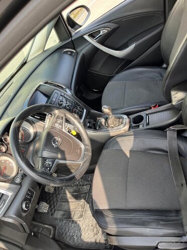 Opel Astra-15