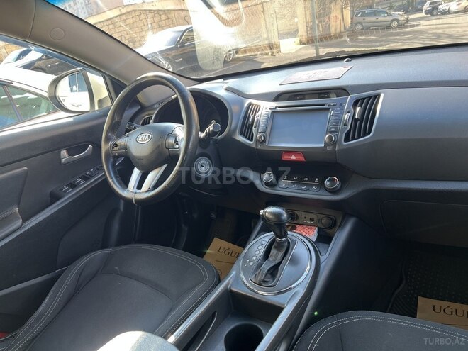 Kia Sportage 2010, 73,000 km - 2.0 l - Bakı