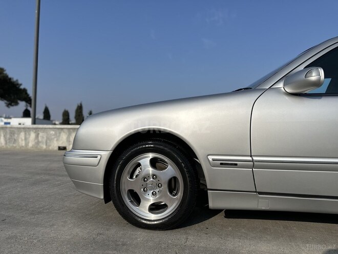 Mercedes E 220 d 2000, 270,000 km - 2.2 л - Bakı