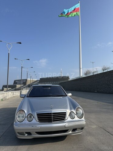 Mercedes E 220 d 2000, 270,000 km - 2.2 л - Bakı