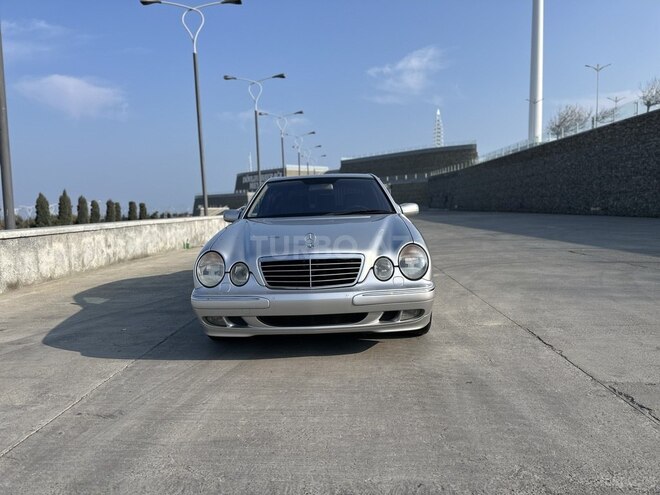 Mercedes E 220 d 2000, 270,000 km - 2.2 л - Bakı