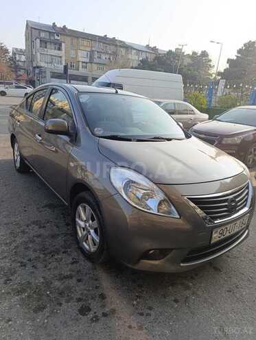Nissan Sunny 2014, 258,827 km - 1.5 l - Bakı