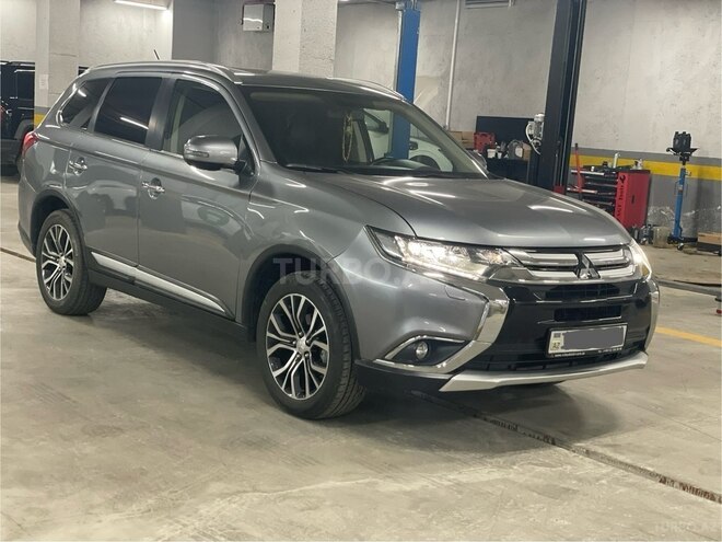 Mitsubishi Outlander 2016, 117,500 km - 2.4 l - Bakı
