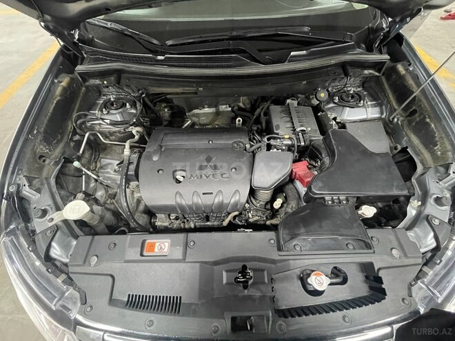 Mitsubishi Outlander 2016, 117,500 km - 2.4 l - Bakı