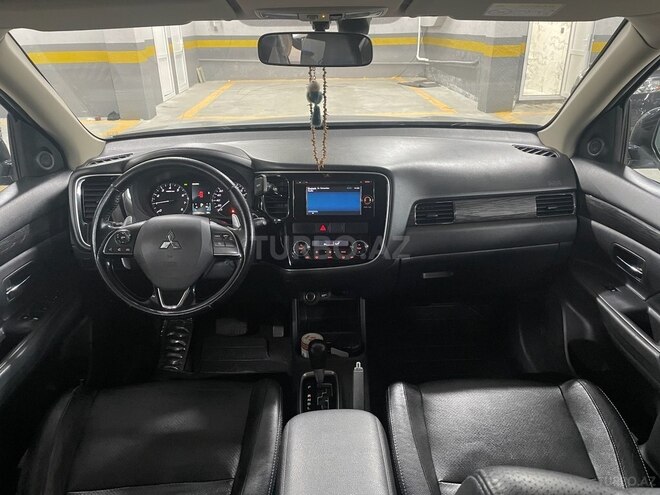 Mitsubishi Outlander 2016, 117,500 km - 2.4 l - Bakı