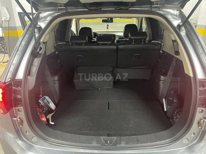 Mitsubishi Outlander 2016, 117,500 km - 2.4 l - Bakı