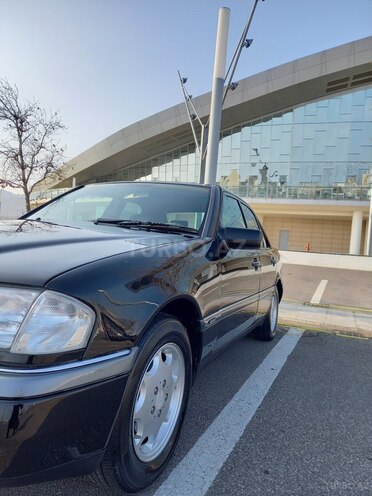 Mercedes C 220 1995, 255,122 km - 2.2 л - Bakı