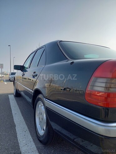 Mercedes C 220 1995, 255,122 km - 2.2 л - Bakı