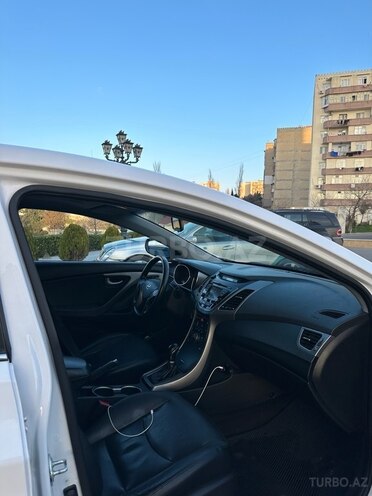 Hyundai Elantra 2014, 212,000 km - 1.8 l - Bakı