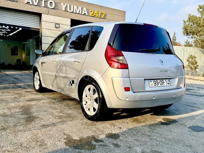 Renault Scenic-4
