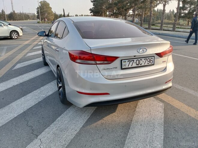 Hyundai Elantra 2015, 223,000 km - 1.6 л - Bakı