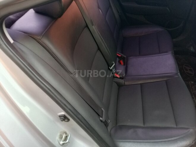 Hyundai Elantra 2015, 223,000 km - 1.6 л - Bakı
